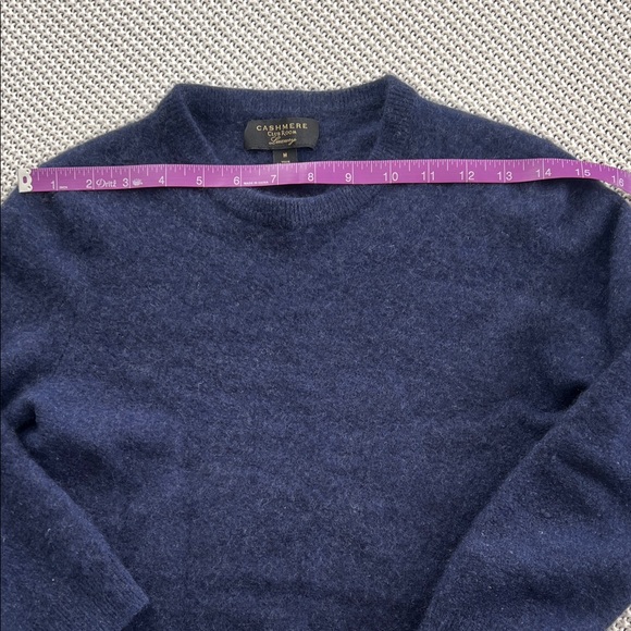 Club Room Navy Crewneck Sweater - Picture 4 of 6
